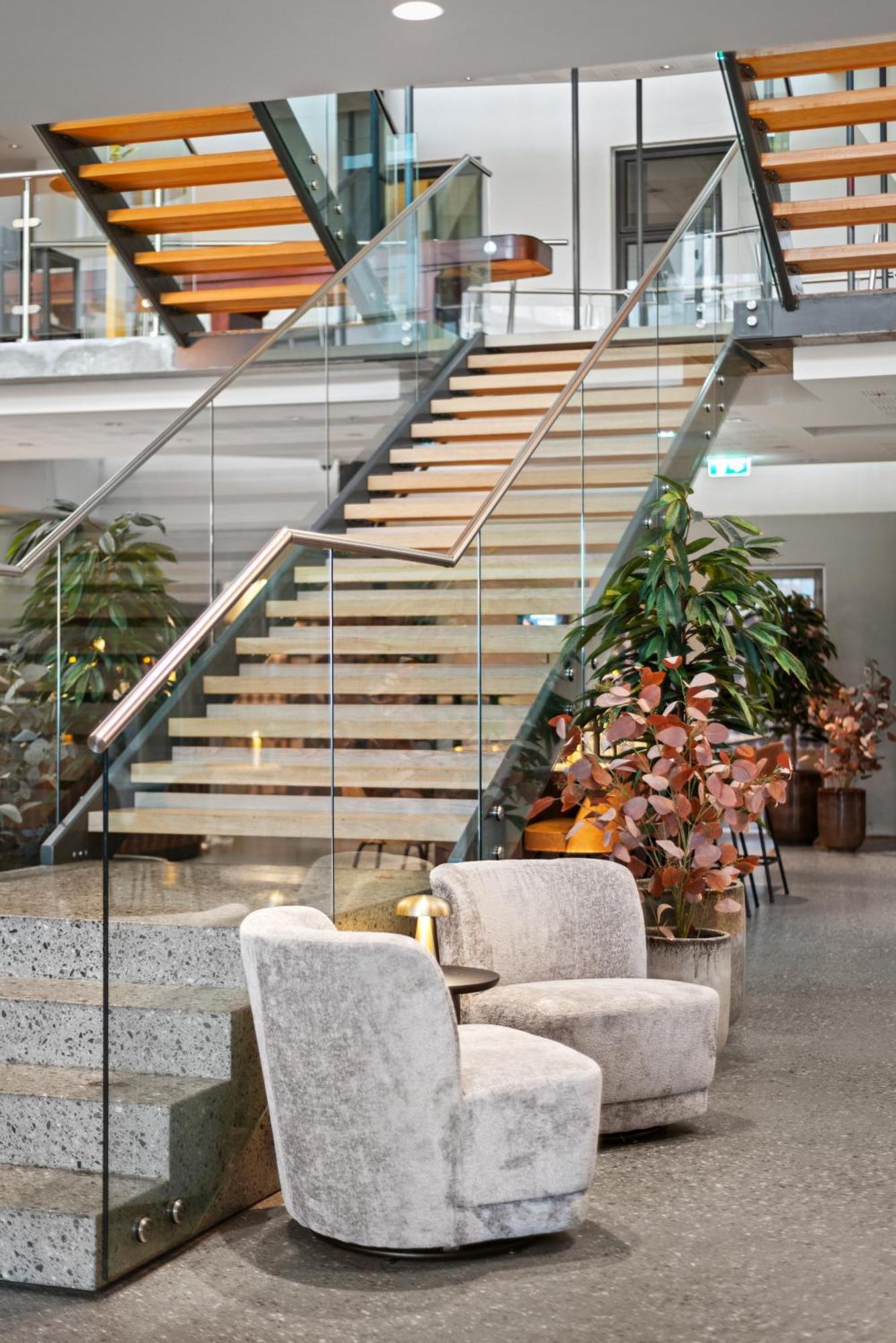 Quality Waterfront Hotel